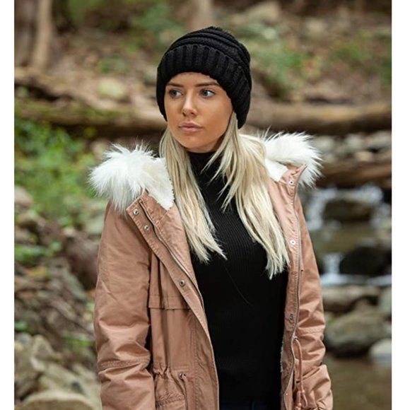 New! Women’s Puff Ball Beanie Hat - Picture 2 of 2